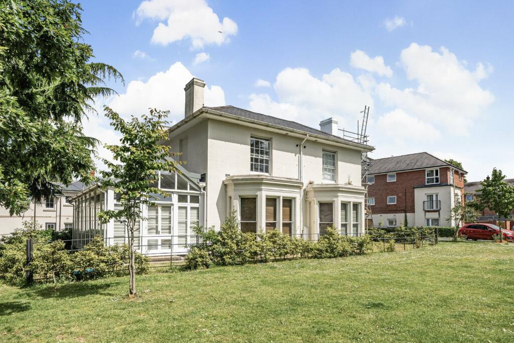 2 bedroom flat for sale in Colby Street, Maybush, Southampton, SO16