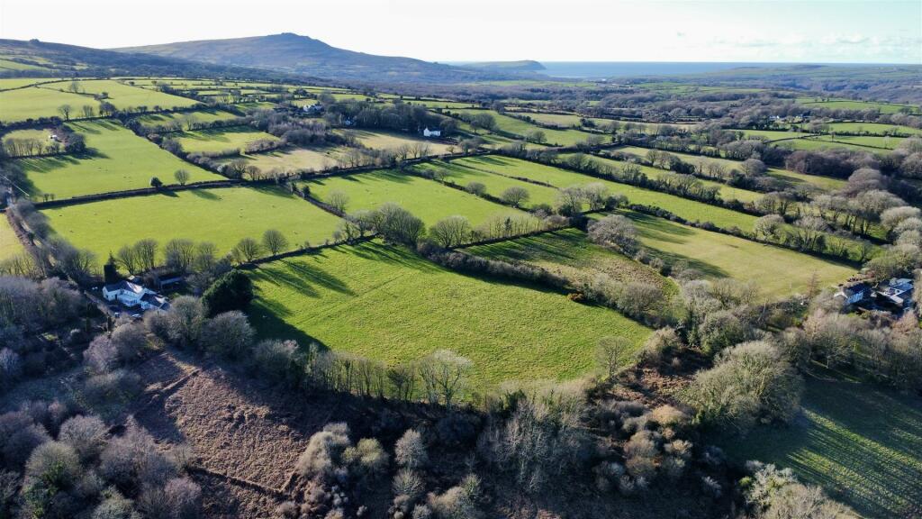 3 bedroom property for sale in Plas Preseli, Brynberian, Crymych, SA41