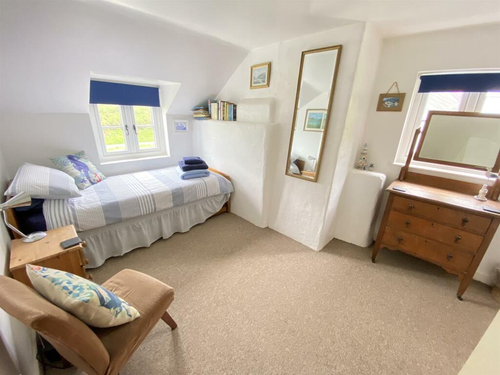 2 bedroom cottage for sale in Swn y Mor, Abercastle, Haverfordwest, SA62