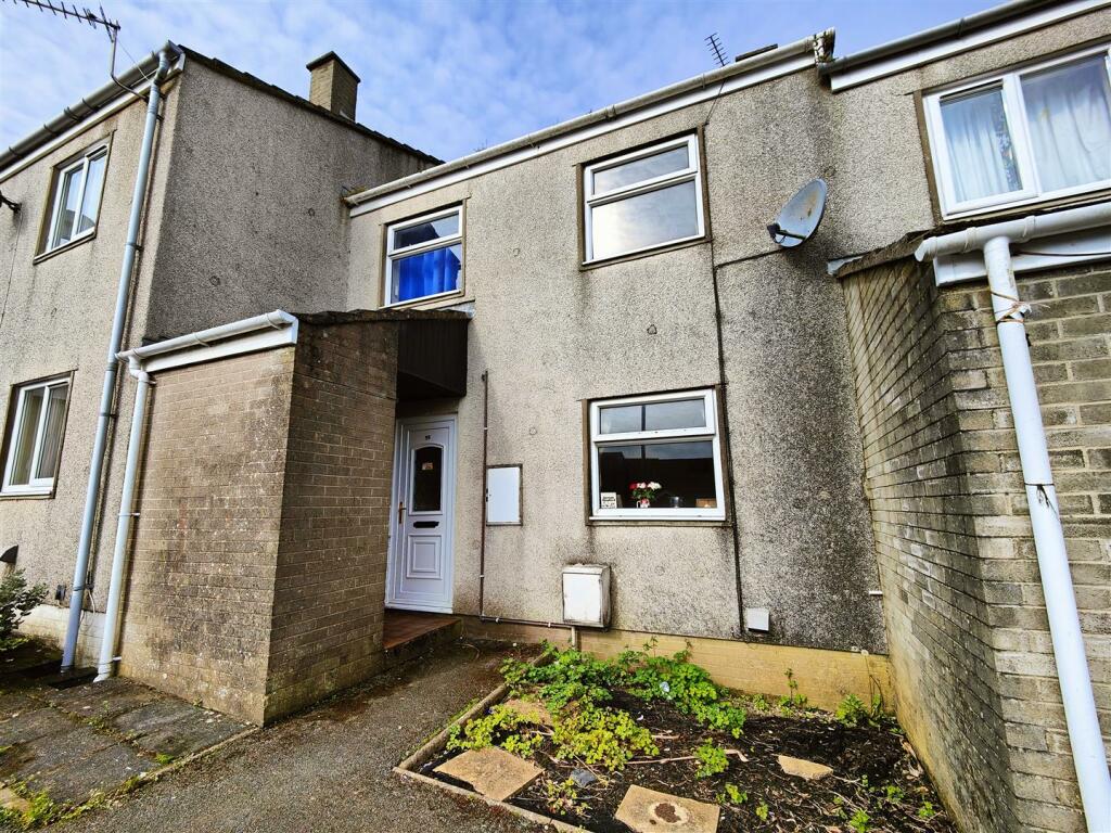 3 bedroom terraced house for sale in 55 Heol Glyndwr, Fishguard, SA65