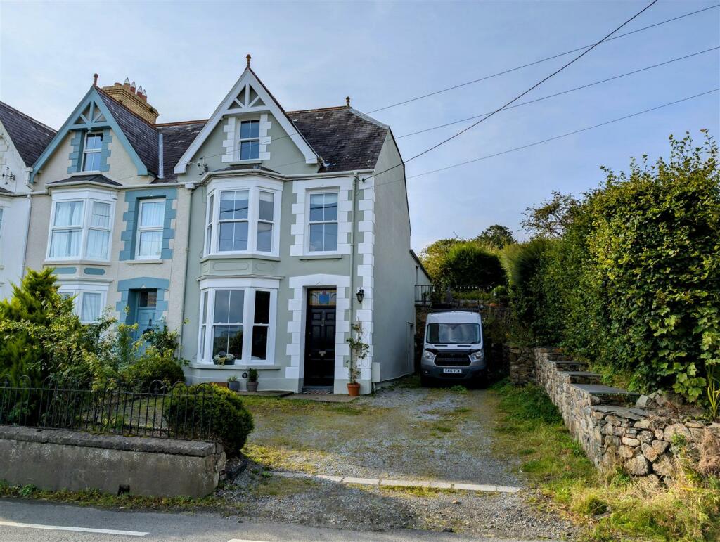 Main image of property: 3 Mount Pleasant, Newport