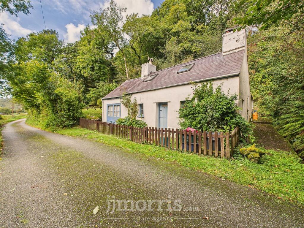 Main image of property: Cwmllan, Pontfaen, Fishguard