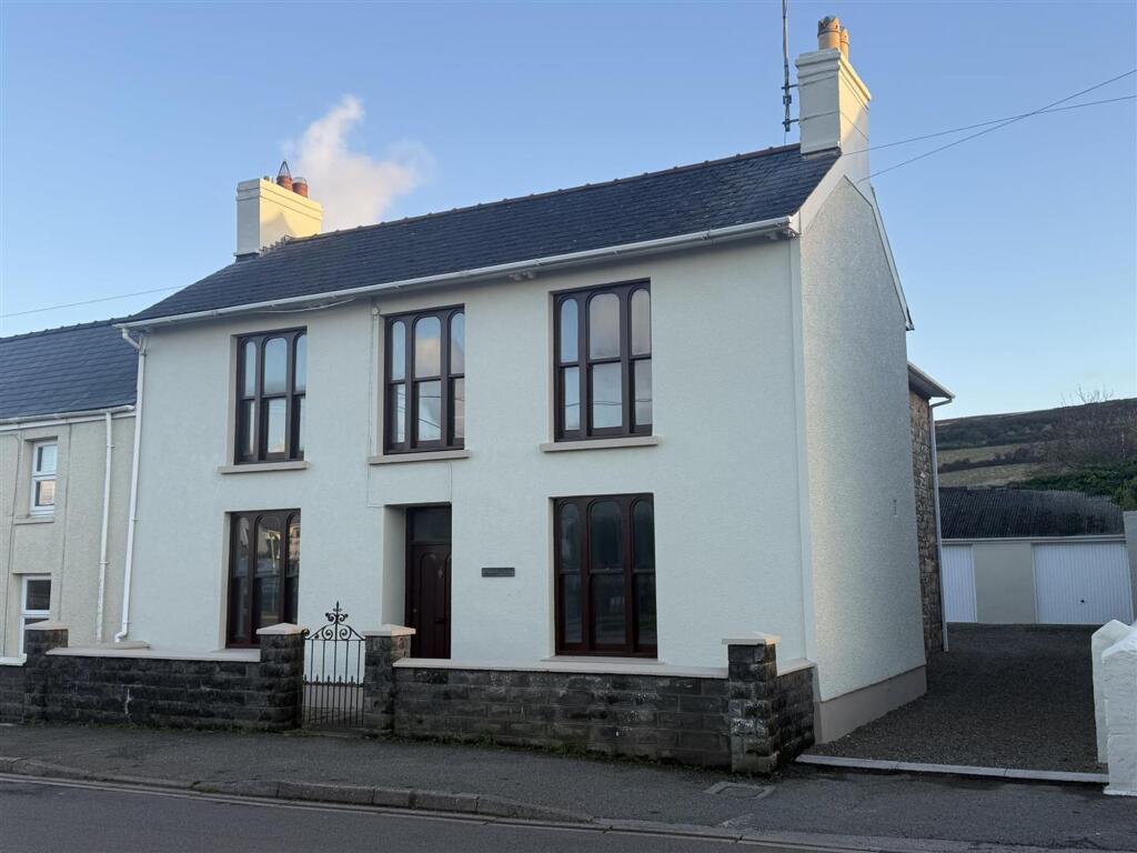 Main image of property: Dinas Cross, Newport, SA42
