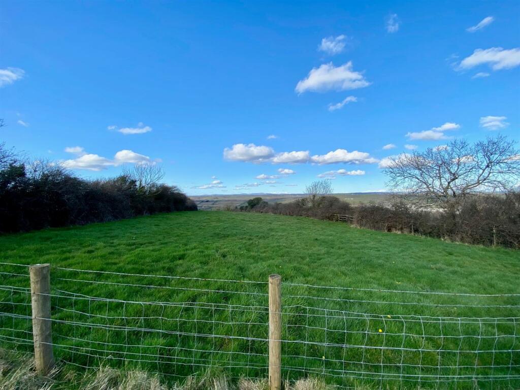 3 bedroom smallholding for sale in The Ridgeway, Manorbier, Tenby, SA70