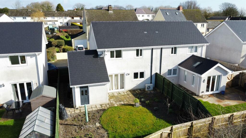 3 bedroom semidetached house for sale in Llandissilio, Clynderwen, SA66