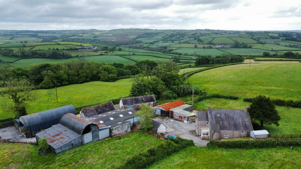 Property for sale in Llandyfaelog, Kidwelly, SA17
