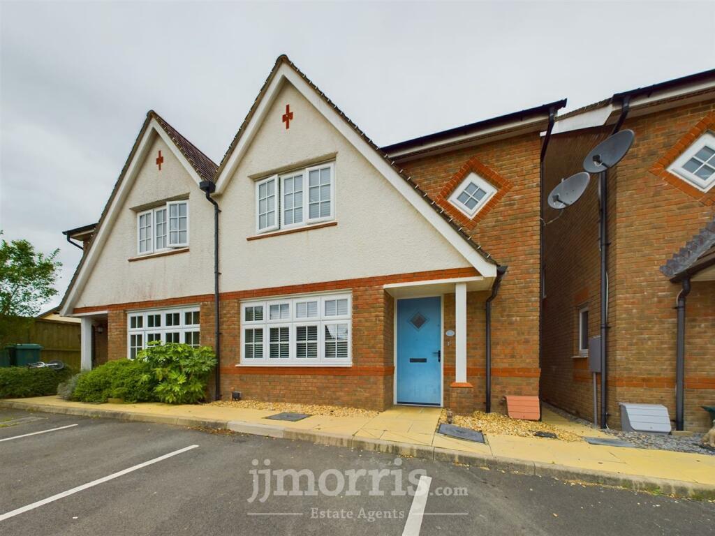 Main image of property: Parc Llwyn Celyn, St. Clears