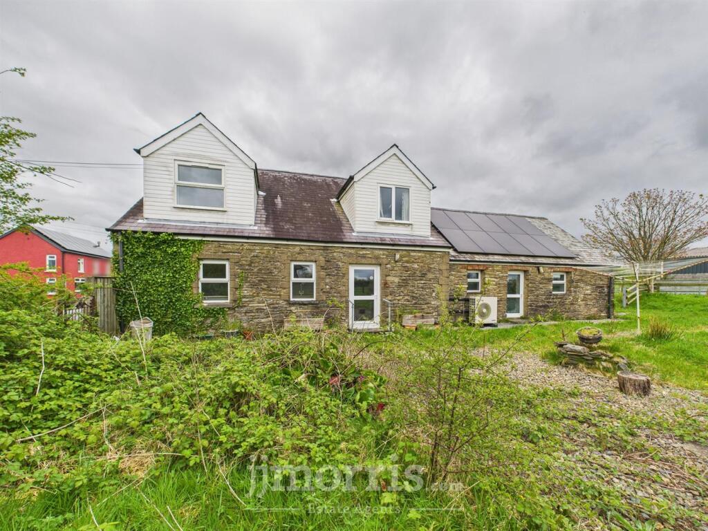 Main image of property: Henllan Amgoed