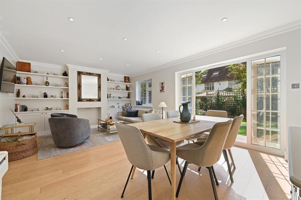 Main image of property: Cosmur Close, London W12