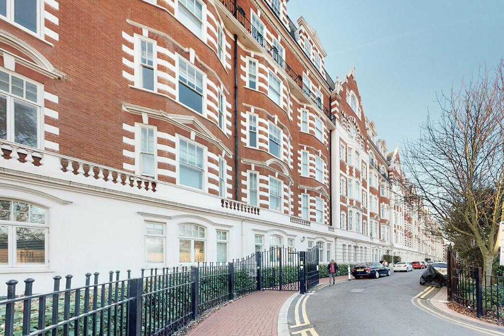 2 bedroom apartment for rent in North Gate, Prince Albert Road, St John's Wood, London, NW8