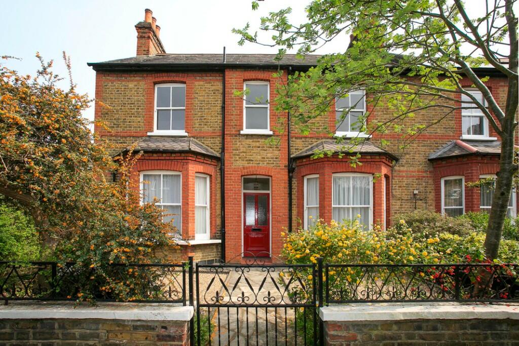 Main image of property: Salcombe Villas, London, TW10