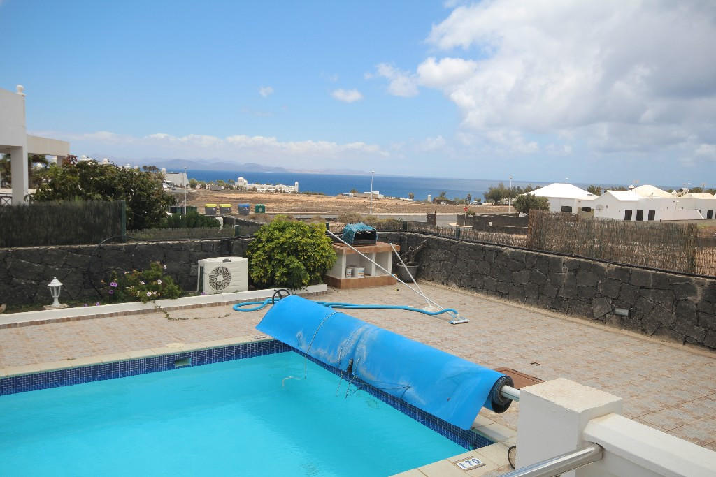3 bedroom semidetached villa for sale in Playa Blanca, Lanzarote