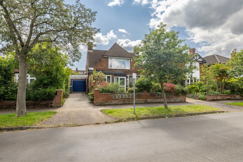 Main image of property: Grove Walk, Norwich