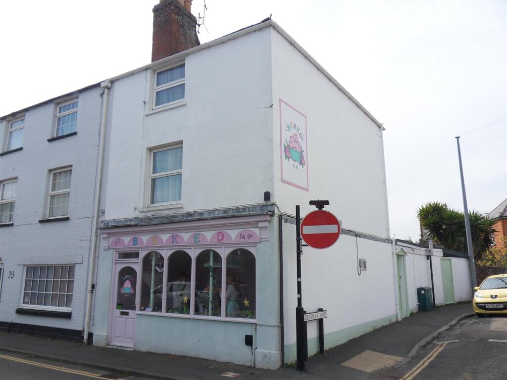 Main image of property: Cross Street, Cowes