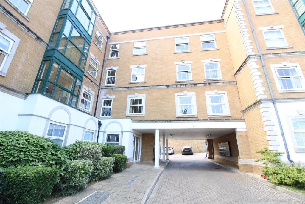 Main image of property: Medina Gardens, Cowes