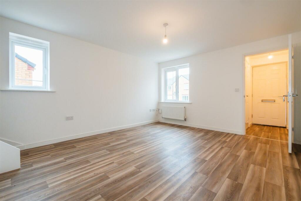 Additional image 2 of Northbeck Grange, Bradford, BD7