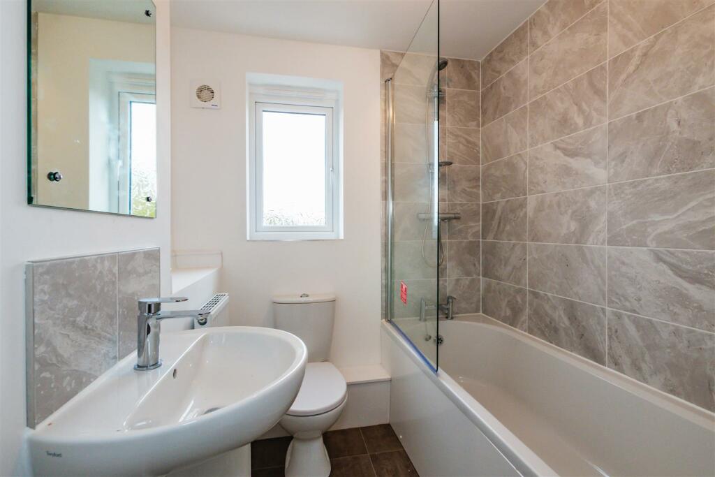 Additional image 6 of Northbeck Grange, Bradford, BD7