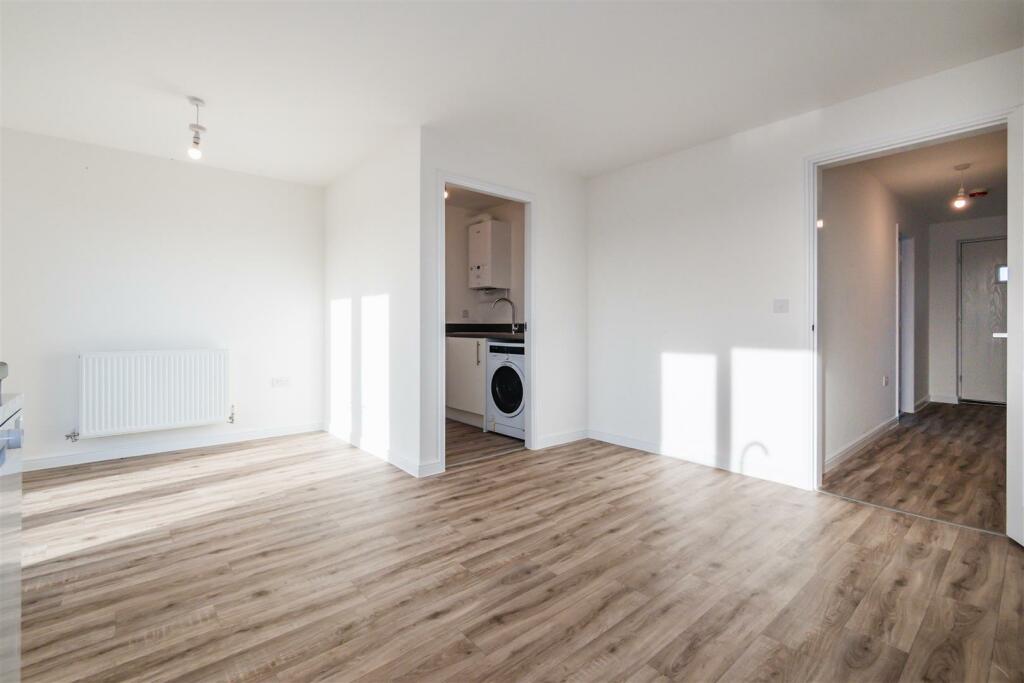 Additional image 13 of Moorland Lane, Bradford, BD4
