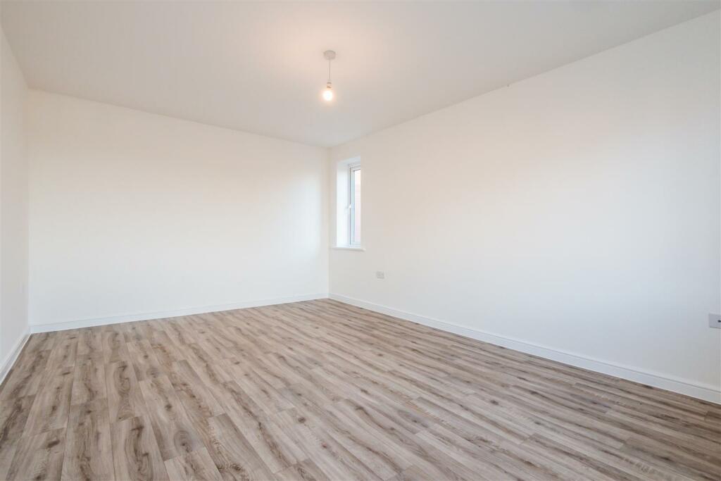 Additional image 10 of Moorland Lane, Bradford, BD4