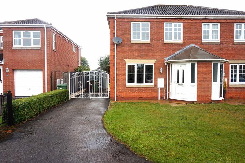 3 bedroom semidetached house for sale in Greenfield Close, Edwinstowe, NG21