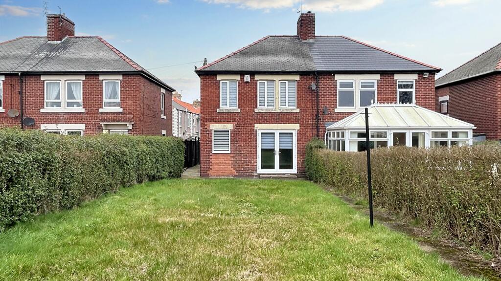 3 bedroom semidetached house for sale in Park Road, Lynemouth, Morpeth