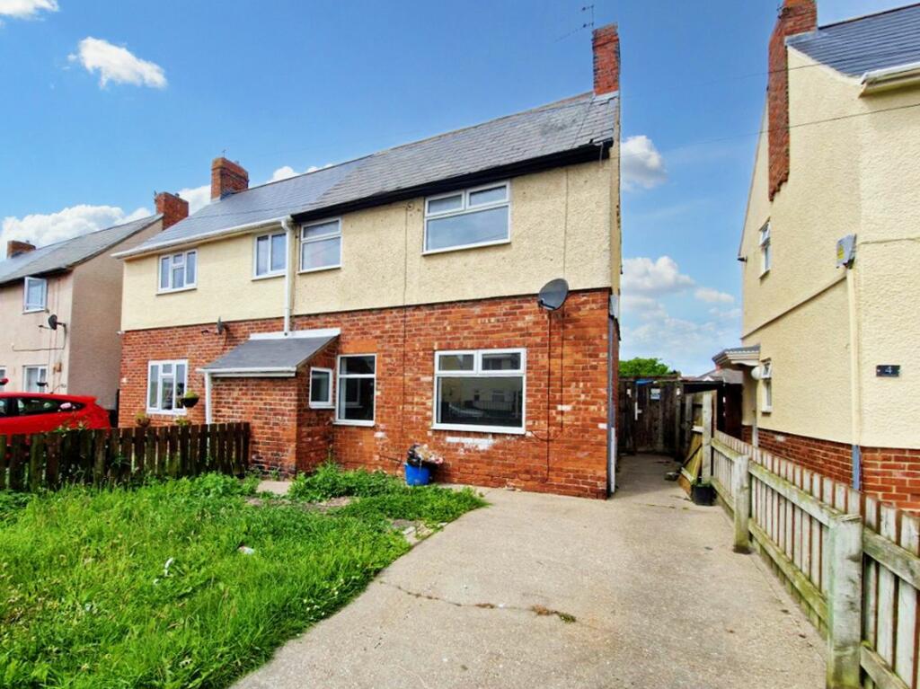 3 bedroom semidetached house for sale in Edward Road, Bedlington