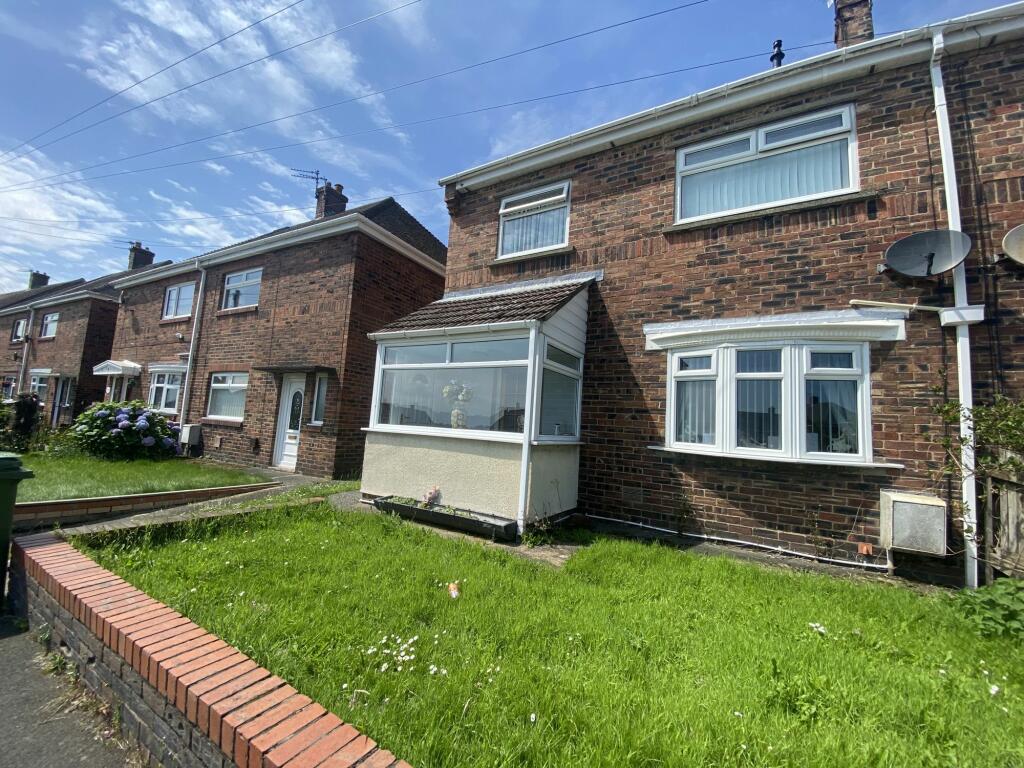 3 bedroom semidetached house for sale in Waverley Avenue, Bedlington