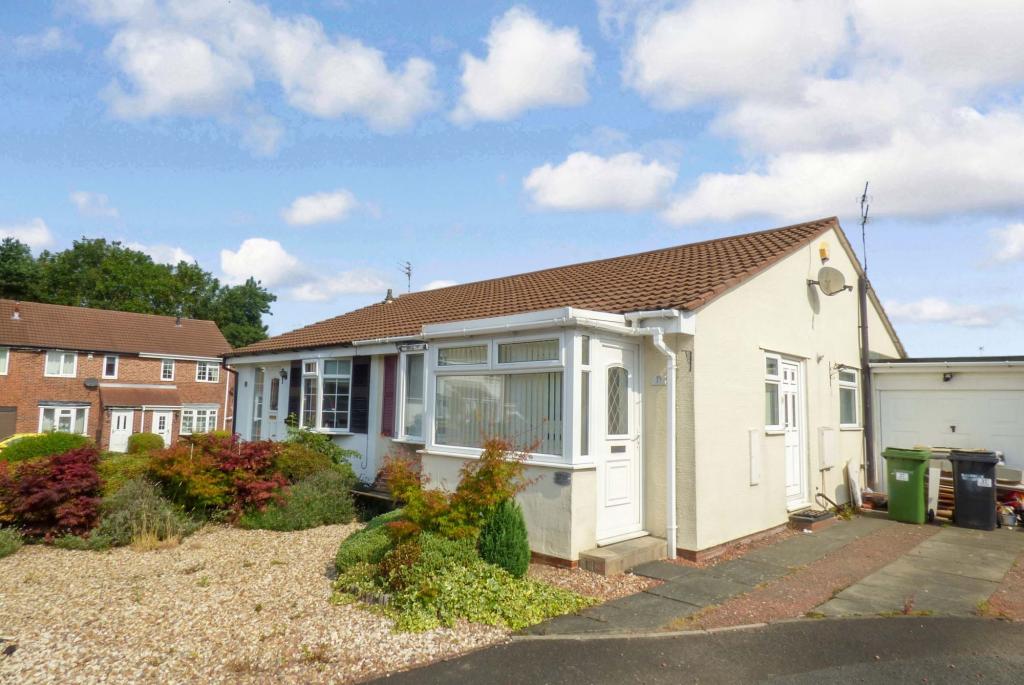 2 bedroom bungalow for sale in Stirling Drive, Bowyer Grange