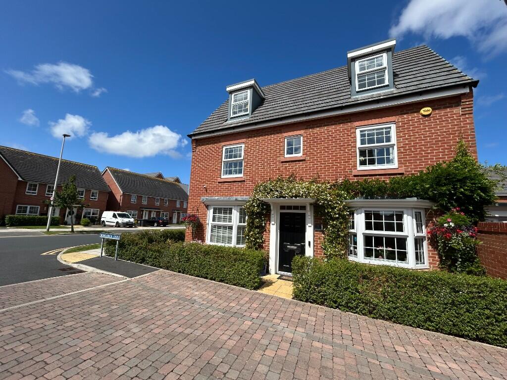 Main image of property: Maplebeck Drive, Southport, Merseyside, PR8