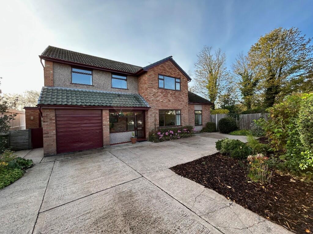 Main image of property: Pinfold Lane, Southport, Merseyside, PR8