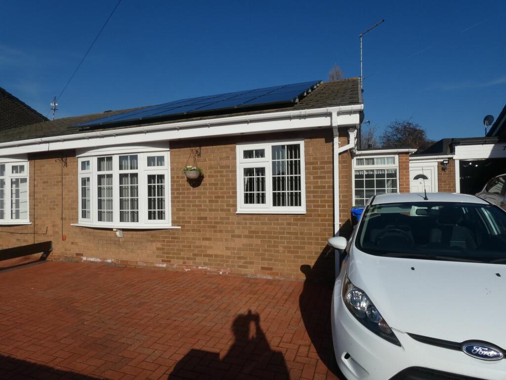 2 bedroom bungalow for sale in Chester Grove, Blyth, Northumberland
