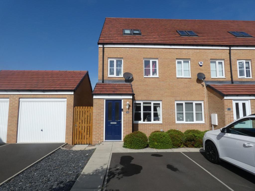 3 bedroom town house for sale in Cornwall Way, South Shore, Blyth