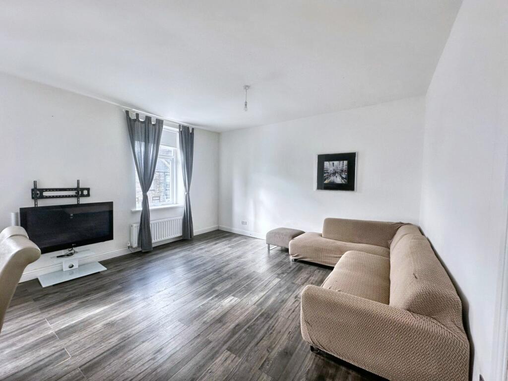 2 bedroom flat for rent in Hobsons Buildings, Durham, Stanley, Durham