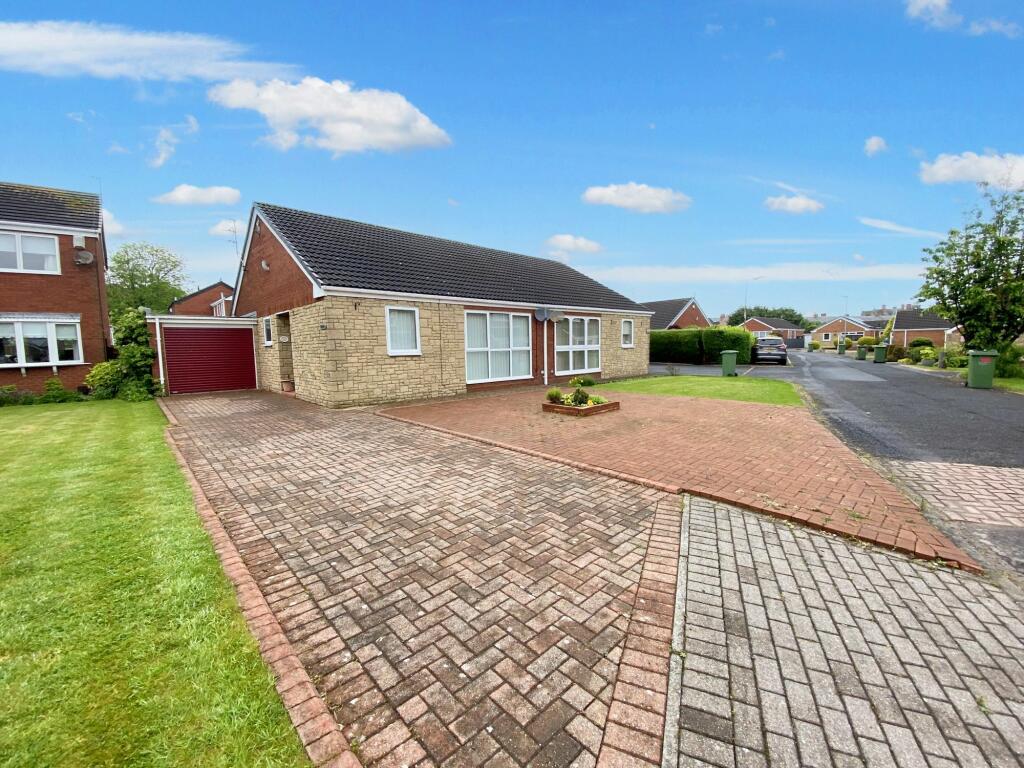 2 bedroom bungalow for sale in Heron Close, Ashington, Northumberland