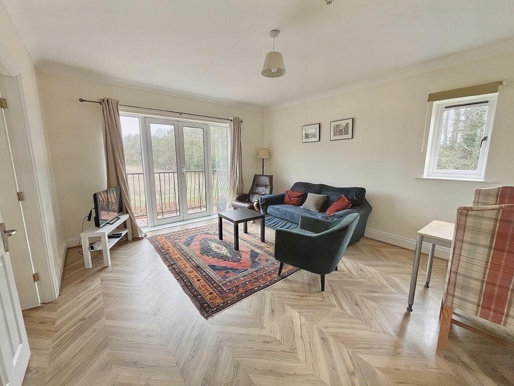 Additional property image - Low Road West, Shincliffe, Durham, Durham, DH1 2LY