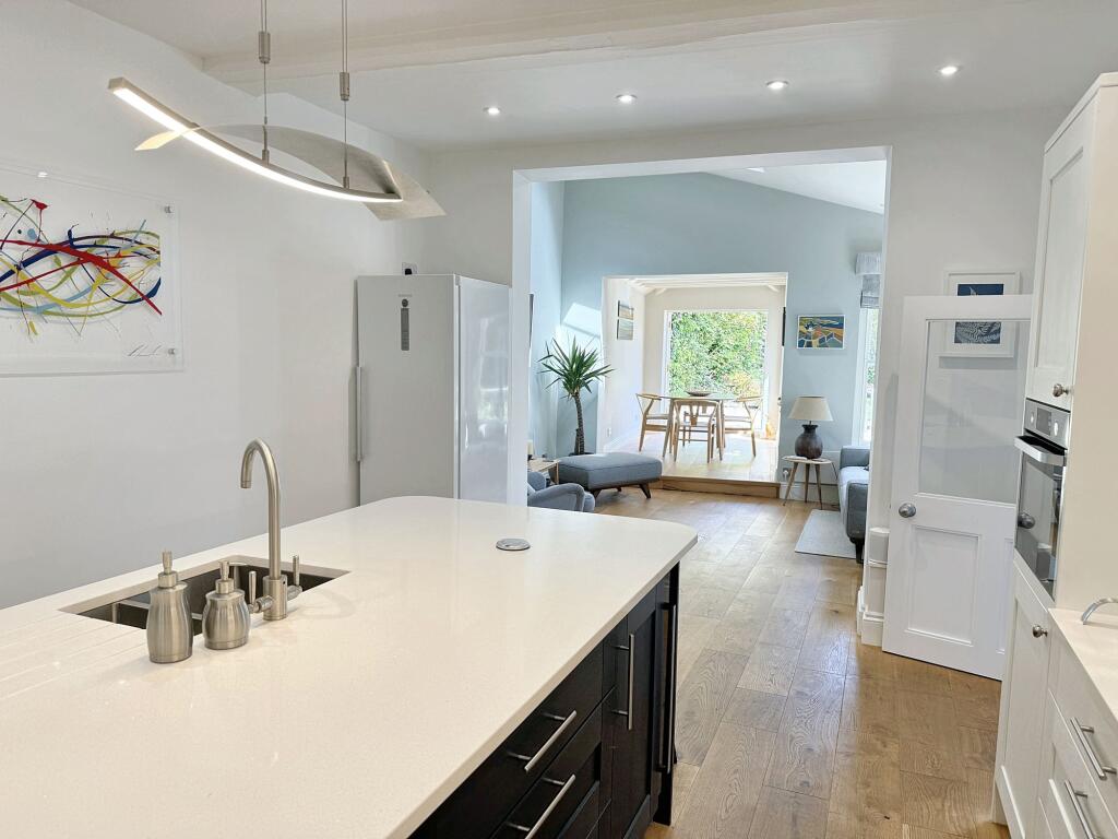 Additional property image - Old Elvet, Durham, County Durham, DH1 3HN