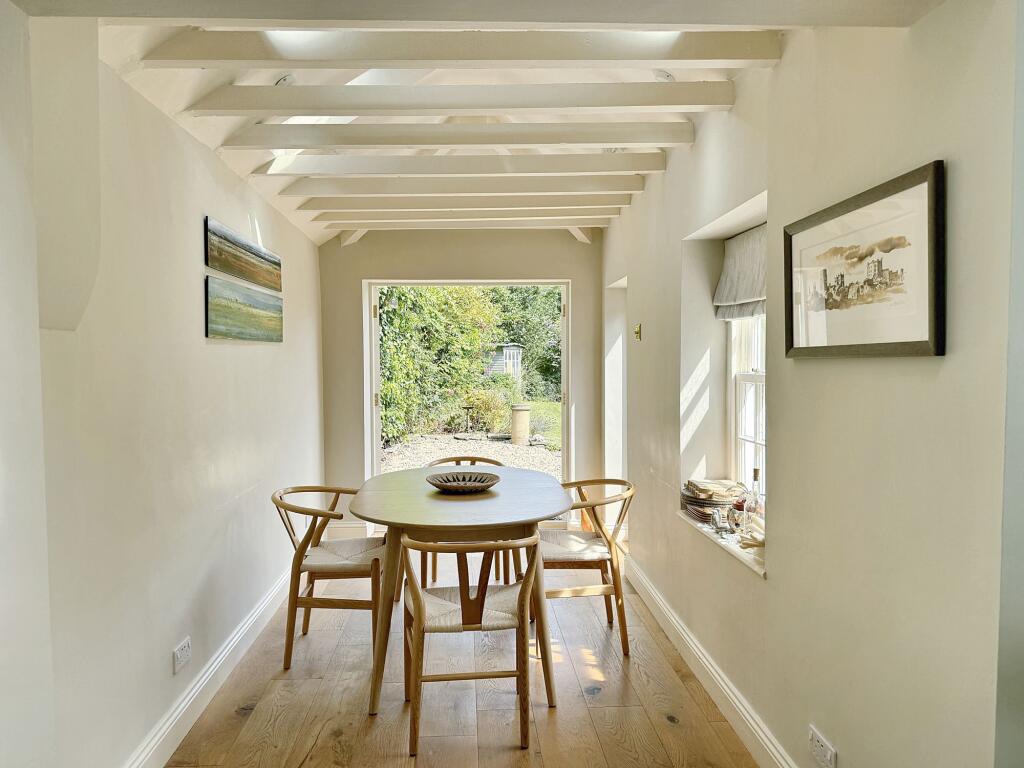 Additional property image - Old Elvet, Durham, County Durham, DH1 3HN