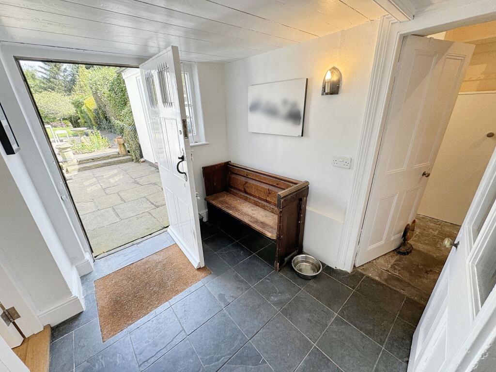 Additional property image - Old Elvet, Durham, County Durham, DH1 3HN