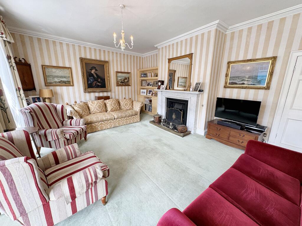 Additional property image - Old Elvet, Durham, County Durham, DH1 3HN
