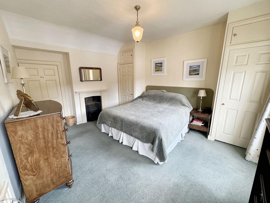 Additional property image - Old Elvet, Durham, County Durham, DH1 3HN