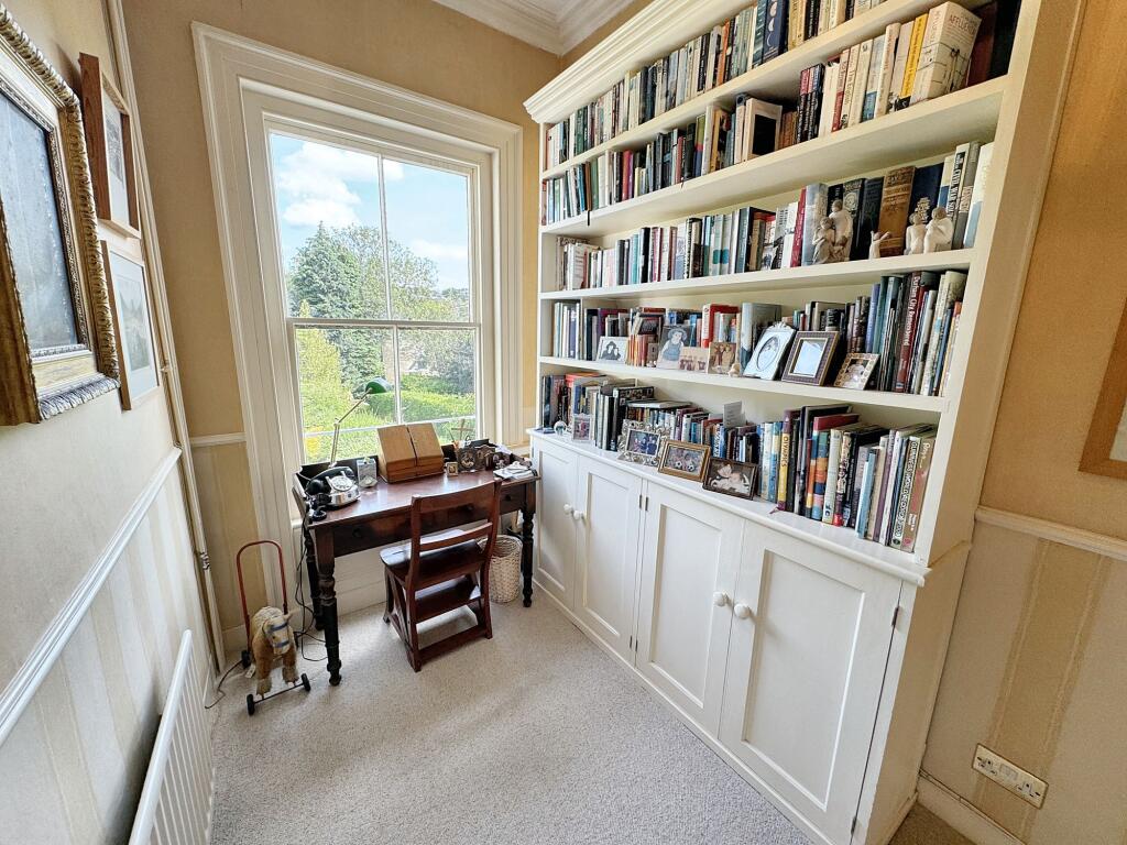 Additional property image - Old Elvet, Durham, County Durham, DH1 3HN