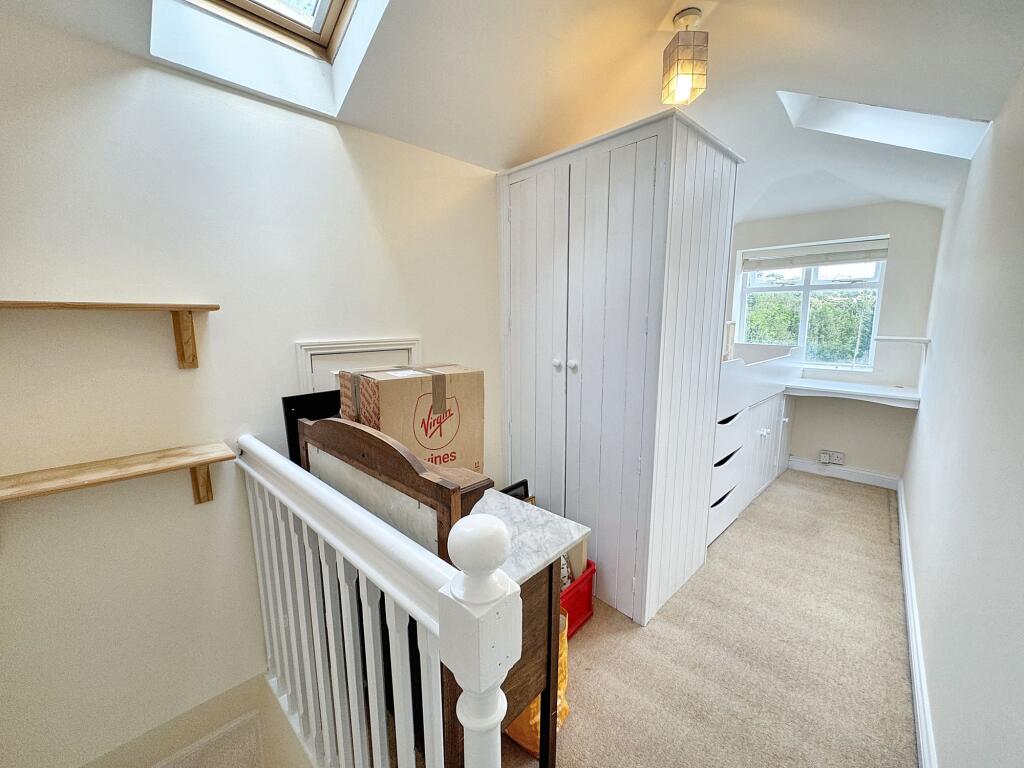 Additional property image - Old Elvet, Durham, County Durham, DH1 3HN