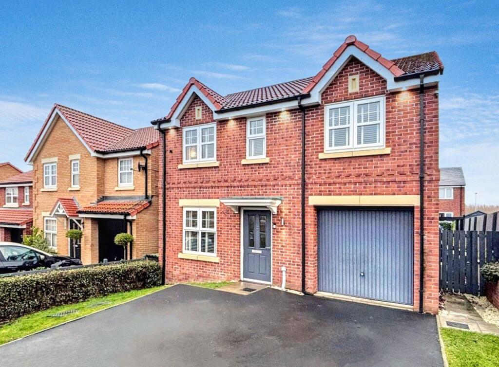 4 bedroom detached house