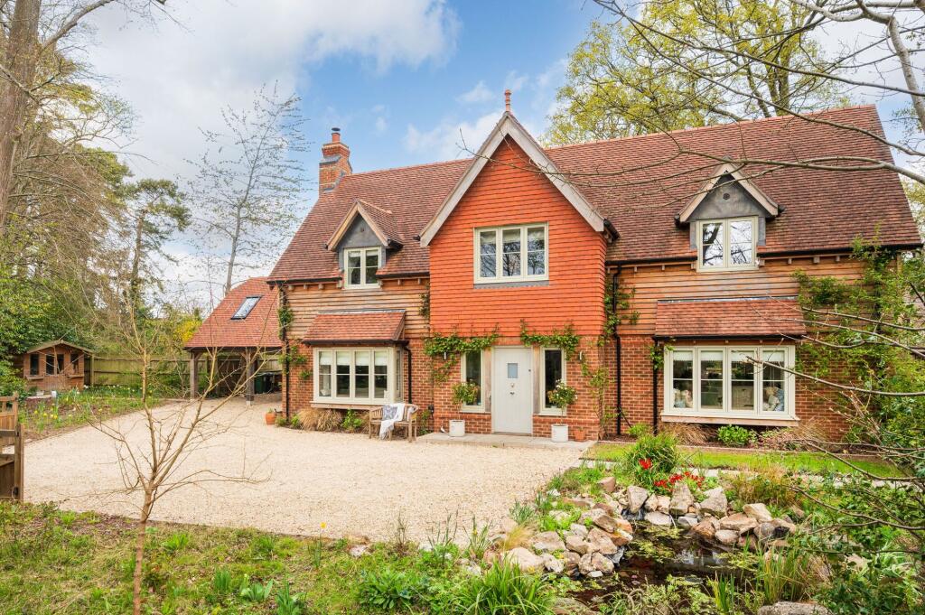 Main image of property: Woolton Hill, Newbury, RG20