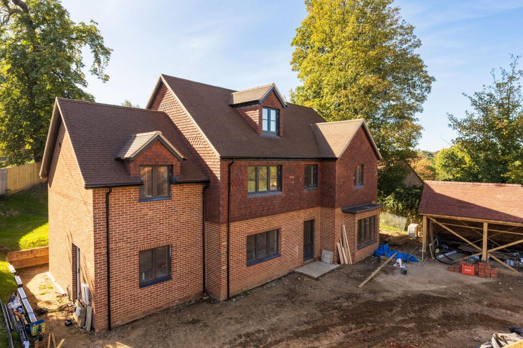 Main image of property: No 4 Oak Tree Drive