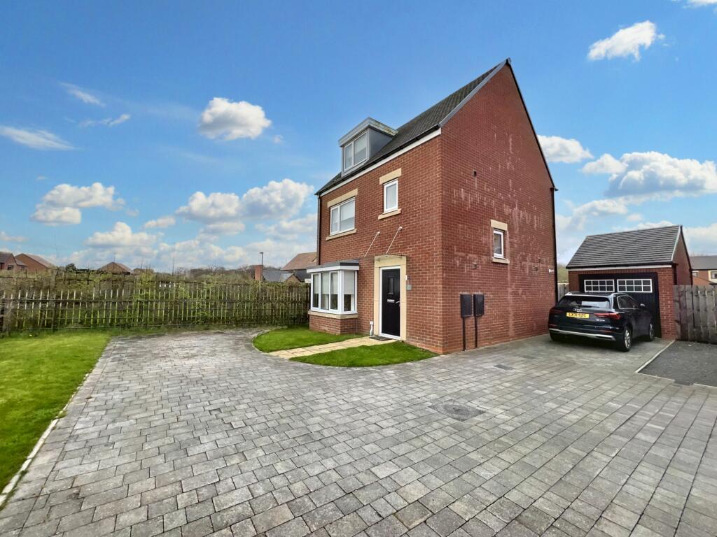 Main image of property: White House Drive, Moorfields, Killingworth, Newcastle Upon Tyne, NE12 7EZ