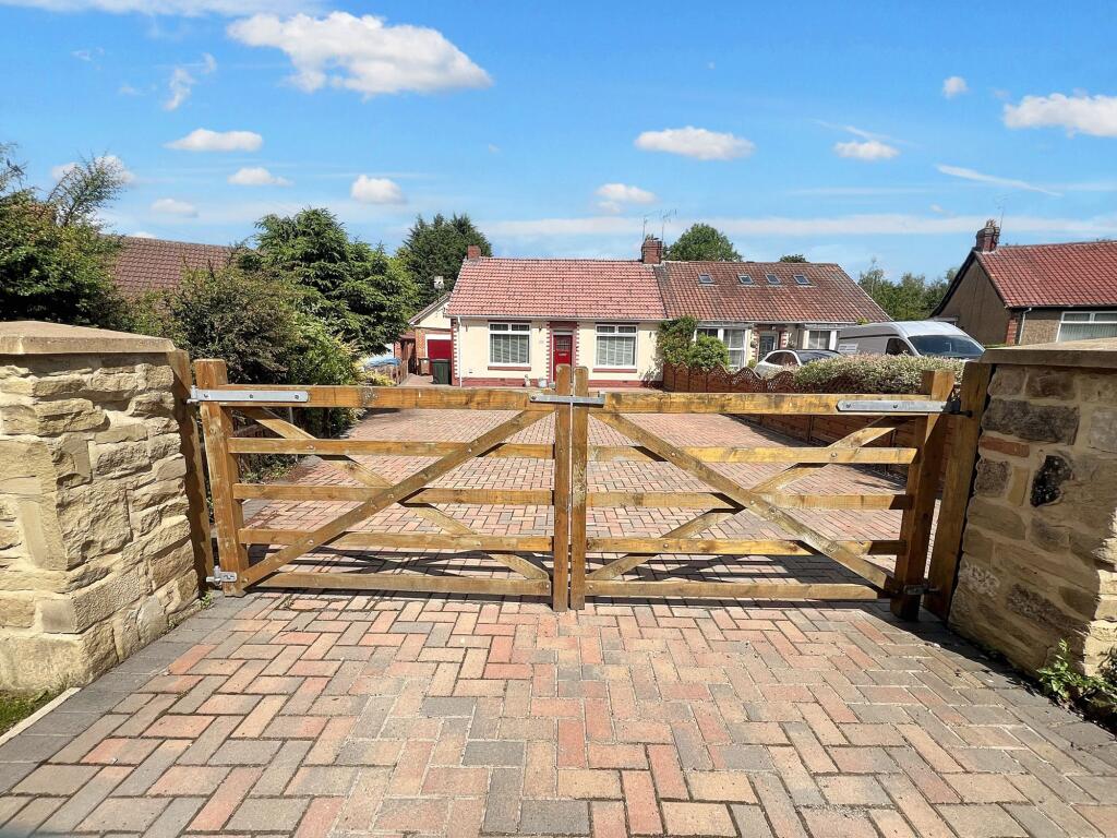 Main image of property: Granville Crescent, Forest Hall, Newcastle upon Tyne, Tyne and Wear, NE12 9PQ