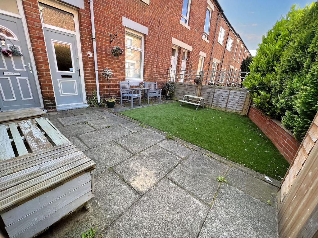 Main image of property: Oswin Avenue, Forest Hall, Newcastle upon Tyne, Tyne and Wear, NE12 9BB