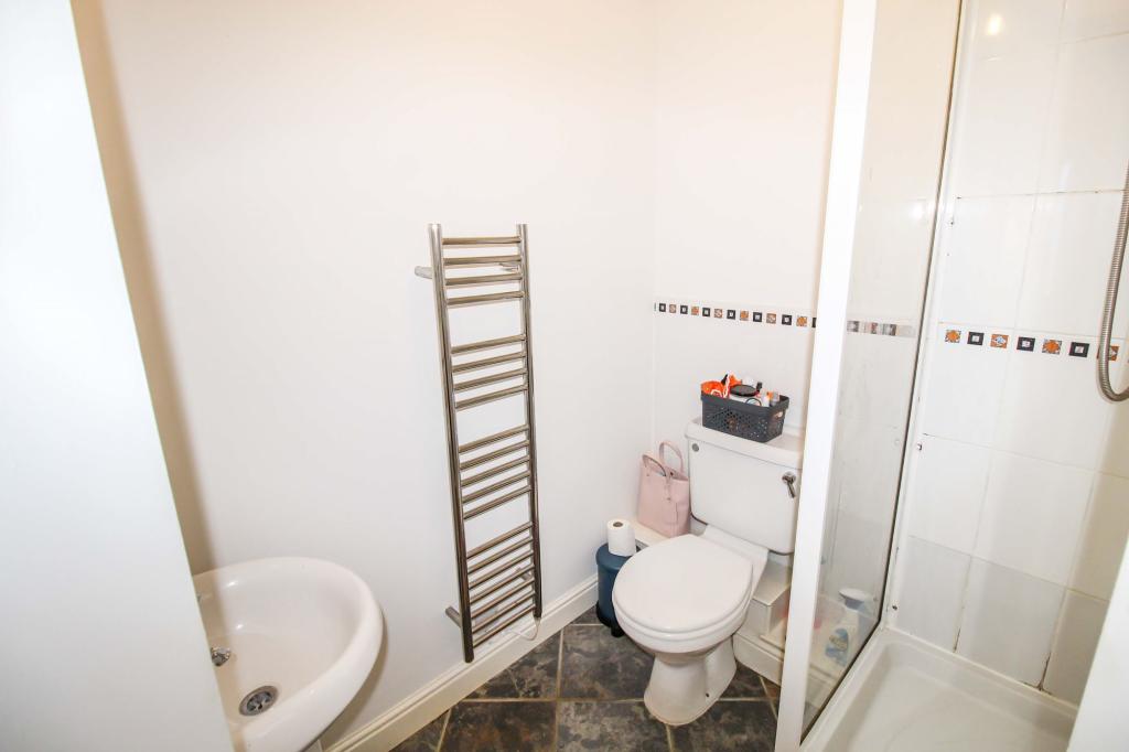 2 bedroom flat for sale in Knightsbridge Court, Gosforth, Newcastle upon Tyne, Tyne and Wear