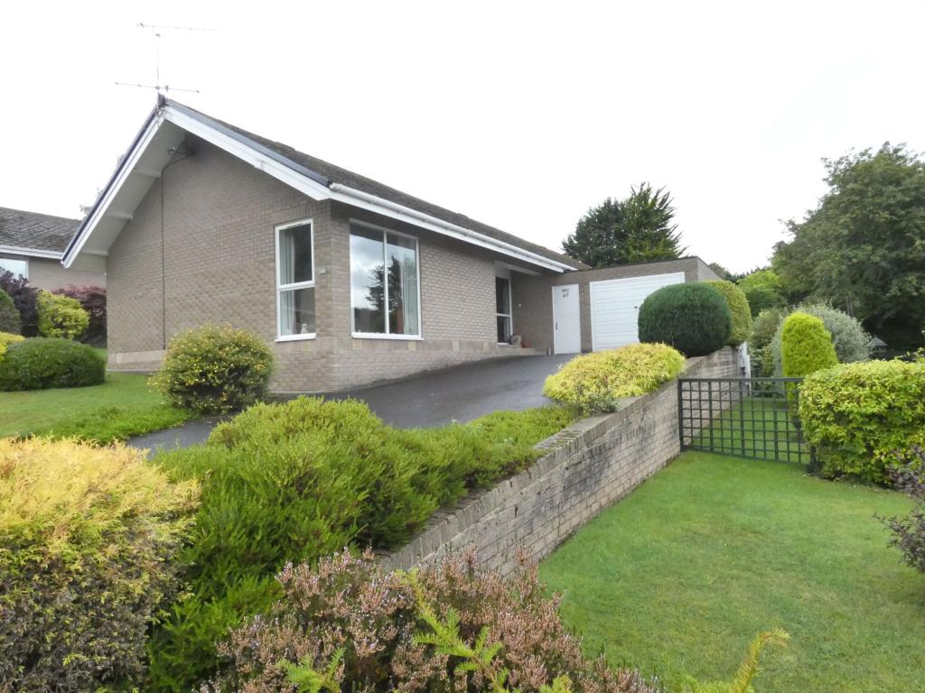 3 bedroom bungalow for sale in Hackwood Park, , Hexham, Northumberland
